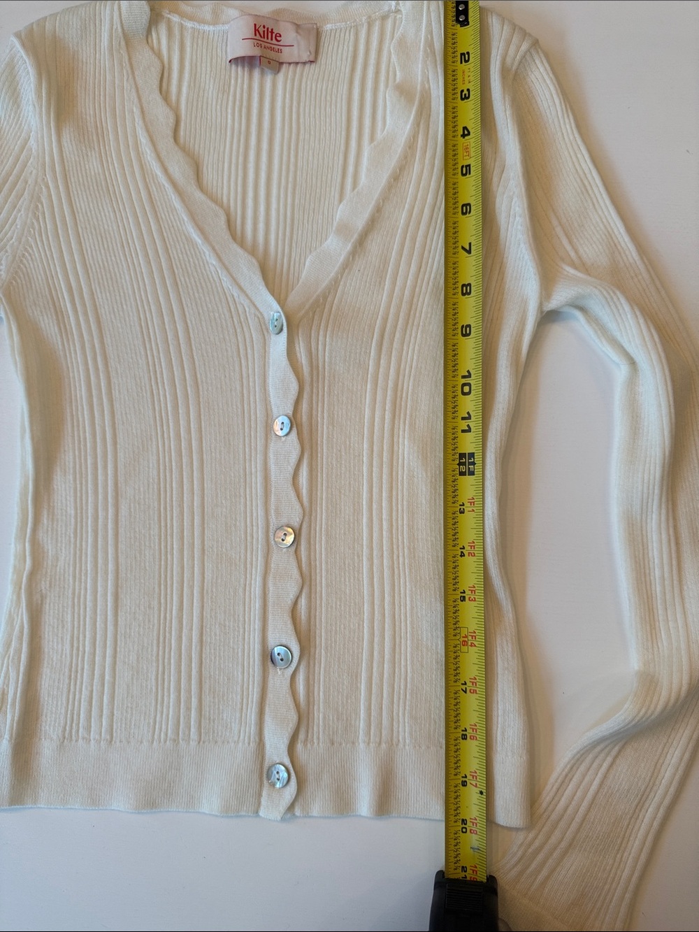 Kilte (Luxury) Scallop-Edge Ribbed Button Cardigan - Women - Picture 10 of 11